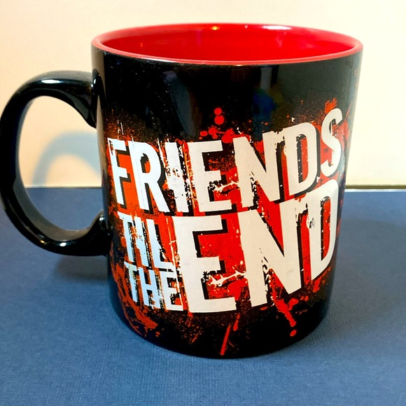 Universal Studio Seed Of Chucky Horror Movie 2004 Coffee Mug - Picture 2 of 6